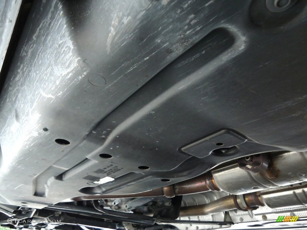 2007 Mercedes-Benz ML 350 4Matic Undercarriage Photo #78014552