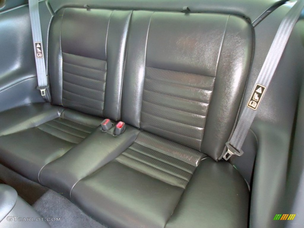 2001 Ford Mustang GT Coupe Rear Seat Photo #78015951