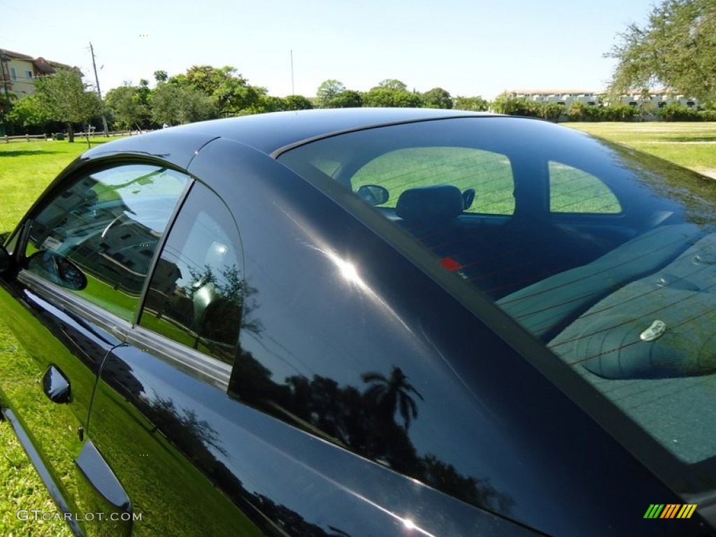 2001 Mustang GT Coupe - Black / Dark Charcoal photo #21