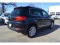 Deep Black Metallic - Tiguan SE Photo No. 2