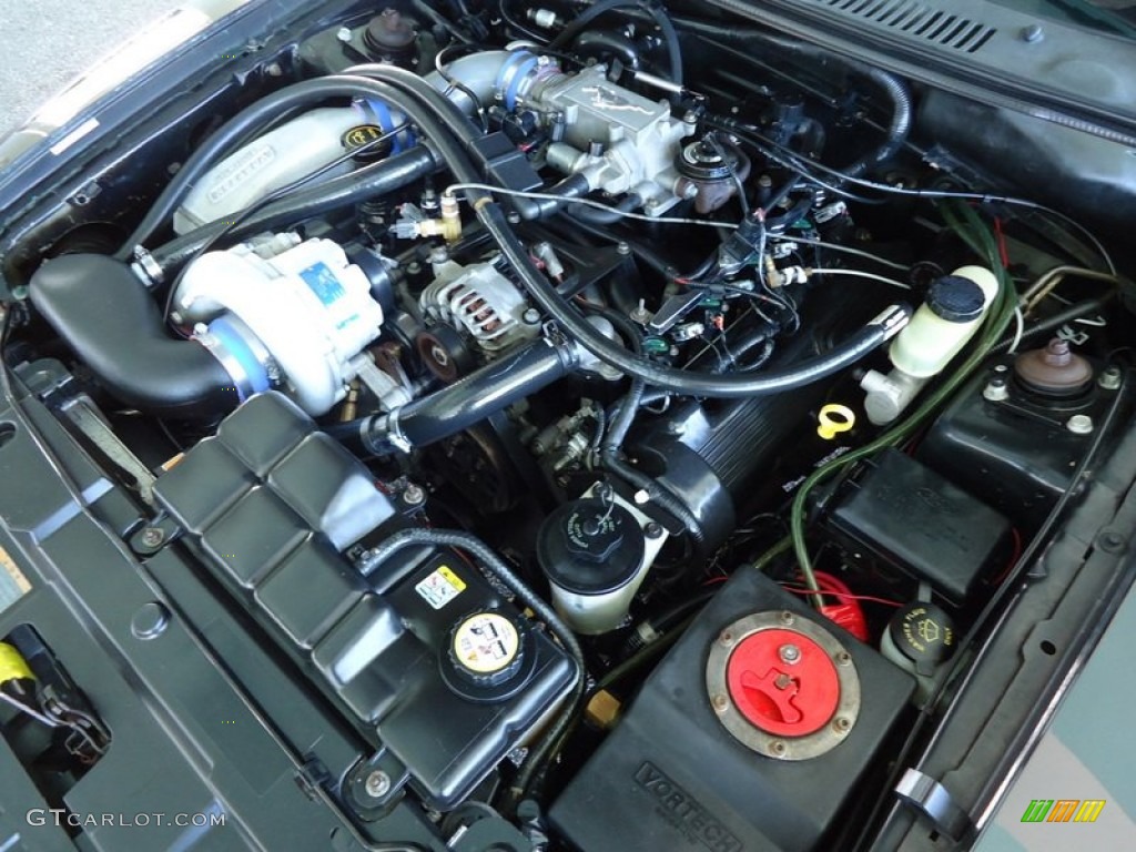 2001 Ford Mustang GT Coupe 4.6 Liter SOHC 16-Valve V8 Engine Photo #78016340
