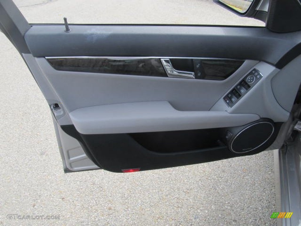2008 Mercedes-Benz C 350 Sport Grey/Black Door Panel Photo #78016616