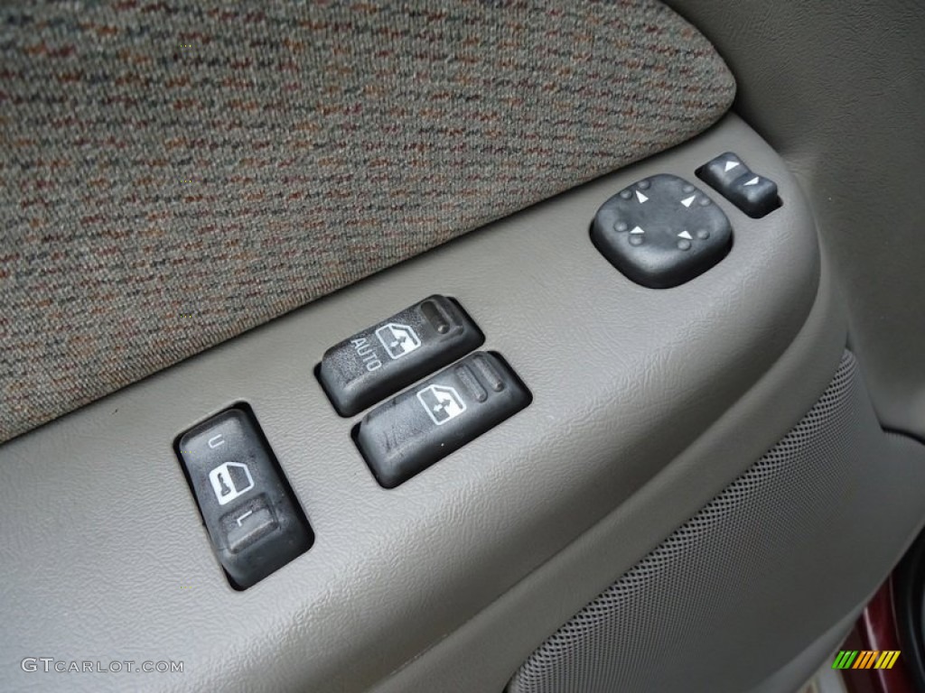 2000 GMC Sierra 1500 SLE Extended Cab 4x4 Controls Photo #78018062