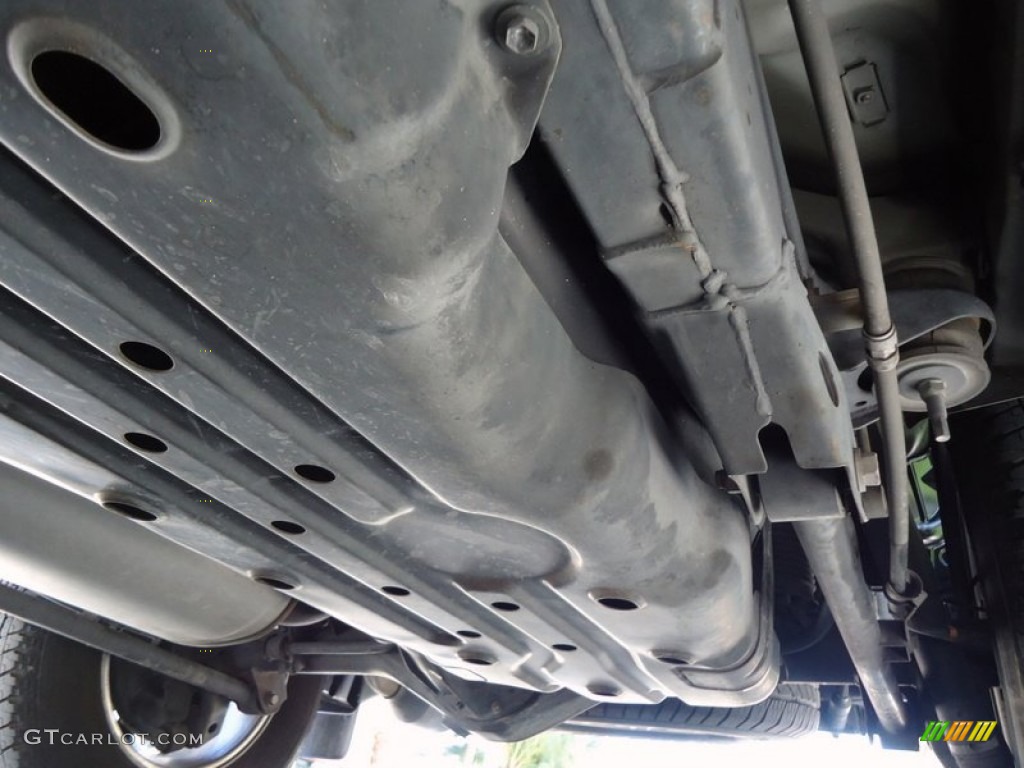 2007 Lexus GX 470 Undercarriage Photos
