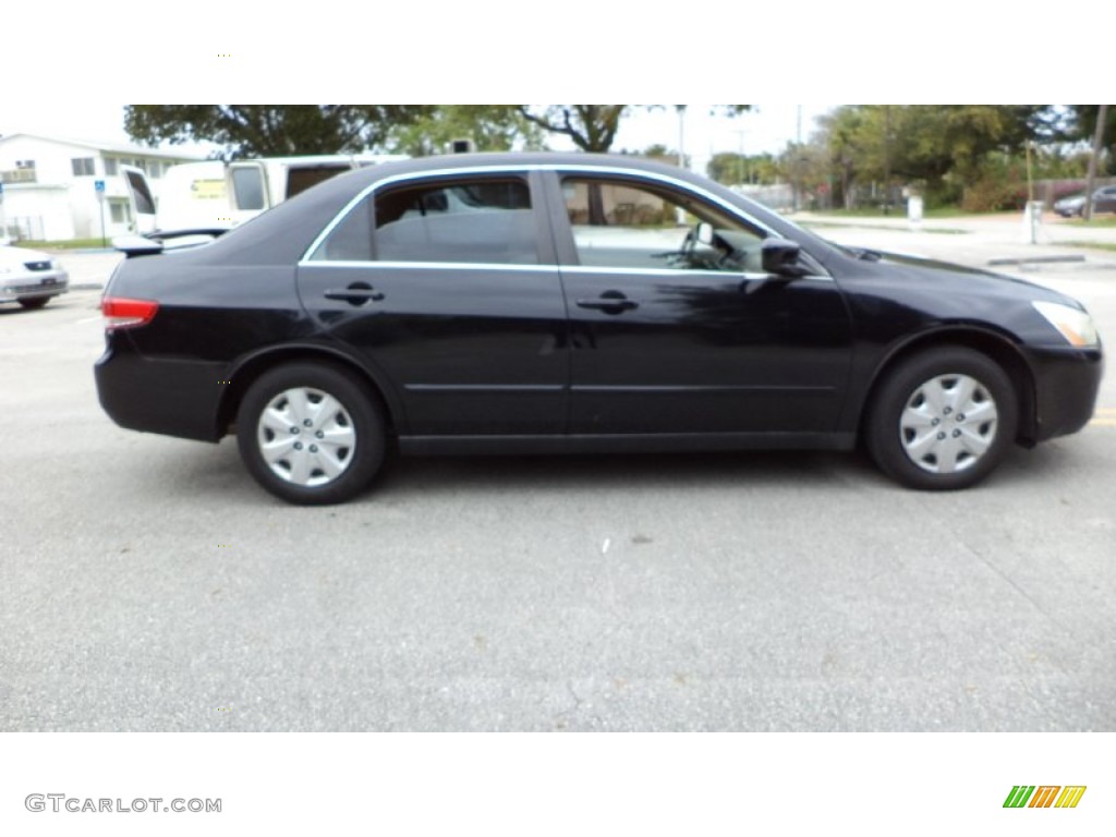 2004 Accord LX Sedan - Nighthawk Black Pearl / Ivory photo #2