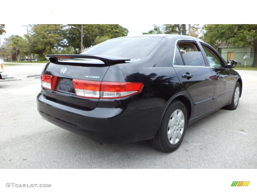 2004 Accord LX Sedan - Nighthawk Black Pearl / Ivory photo #3