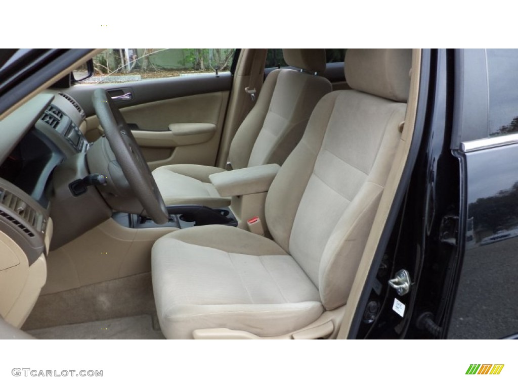 2004 Accord LX Sedan - Nighthawk Black Pearl / Ivory photo #9