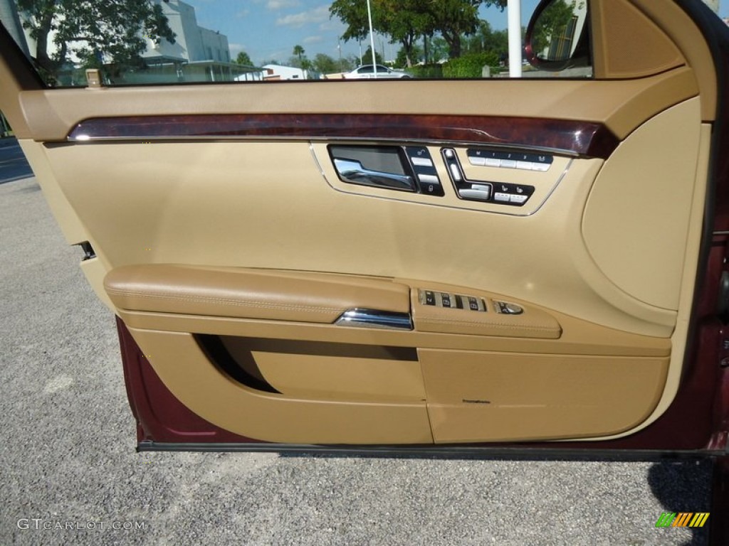 2007 Mercedes-Benz S 550 Sedan Cashmere/Savanna Door Panel Photo #78020135
