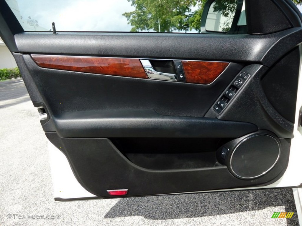 2009 Mercedes-Benz C 300 Sport Door Panel Photos