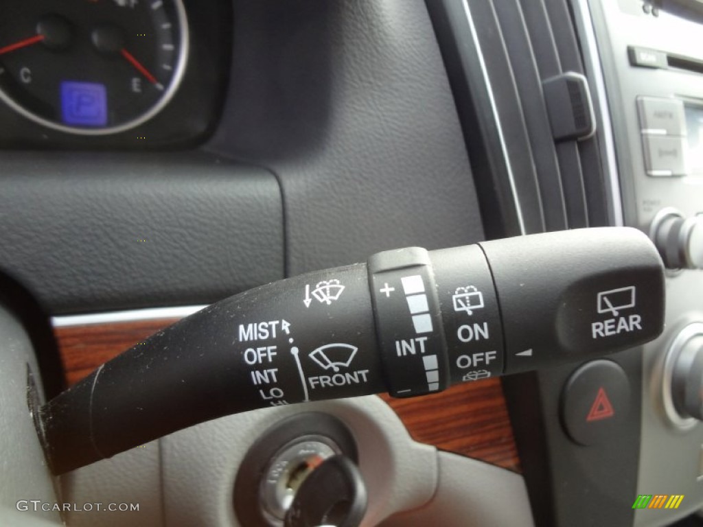 2009 Hyundai Veracruz Limited AWD Controls Photo #78021141