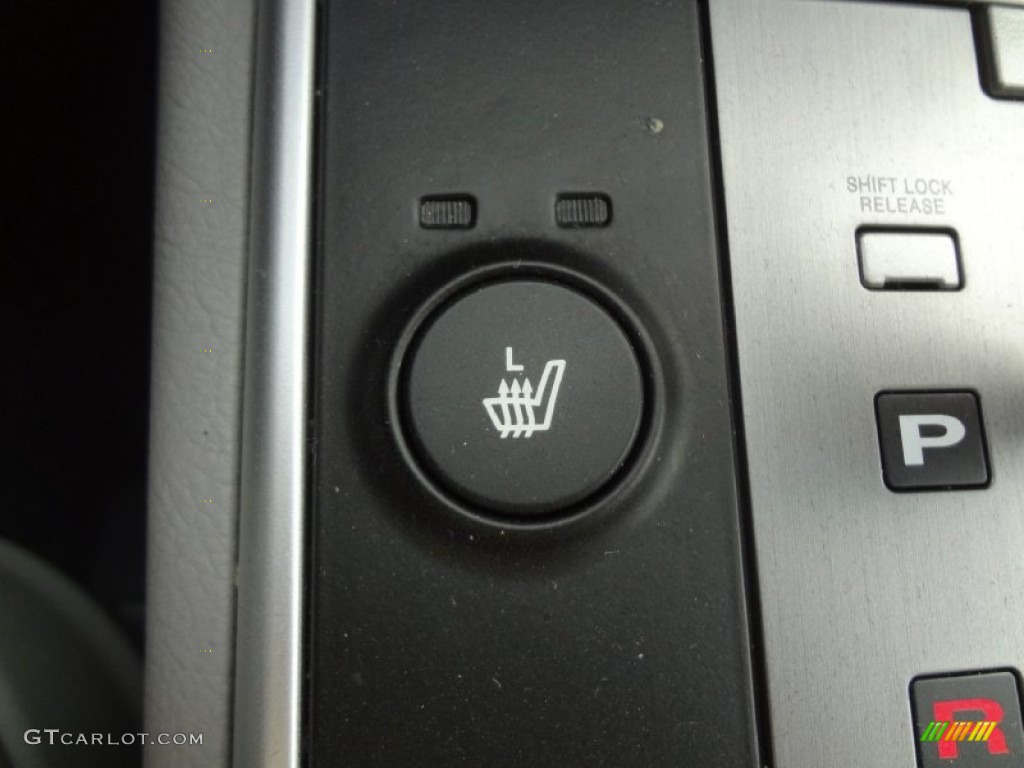 2009 Hyundai Veracruz Limited AWD Controls Photo #78021156