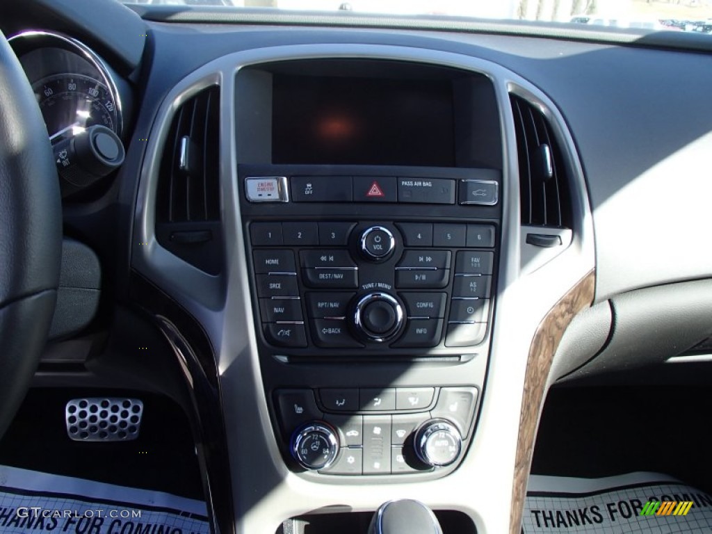 2013 Verano Premium - Carbon Black Metallic / Ebony photo #15