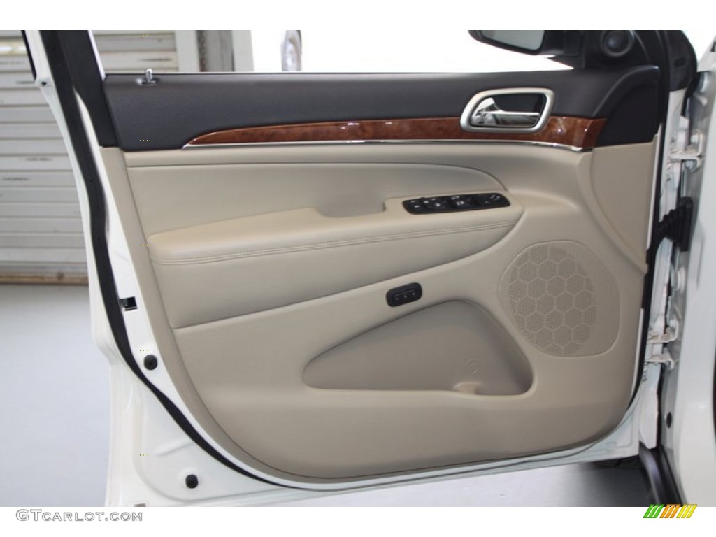2011 Jeep Grand Cherokee Limited Black/Light Frost Beige Door Panel Photo #78024010