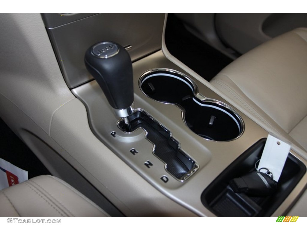 2011 Jeep Grand Cherokee Limited Transmission Photos