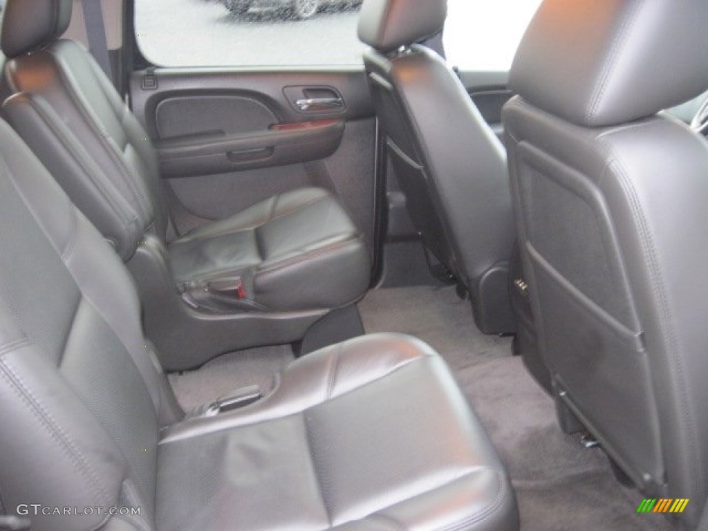 Ebony Interior 2011 Chevrolet Suburban LTZ 4x4 Photo #78024607