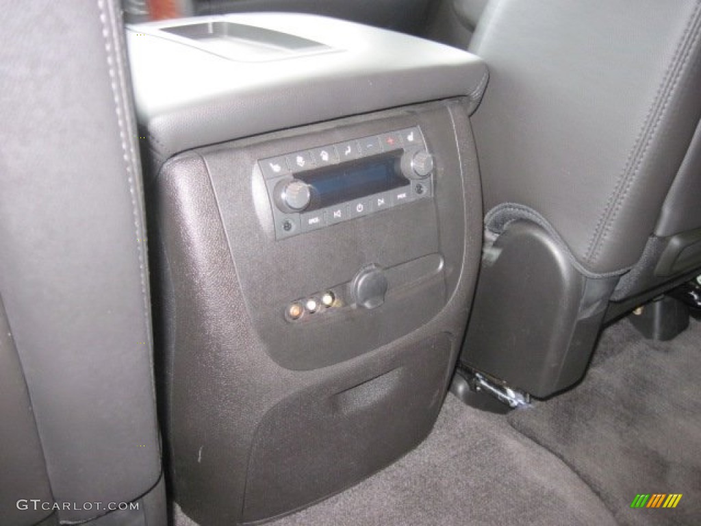 2011 Chevrolet Suburban LTZ 4x4 Controls Photo #78024675