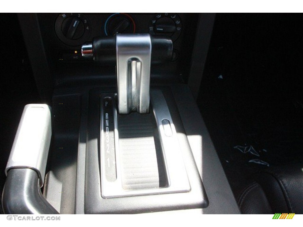 2008 Ford Mustang Shelby GT Coupe Transmission Photos