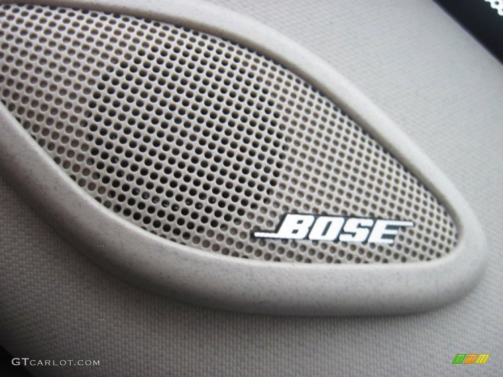 2011 Chevrolet Suburban LTZ 4x4 Audio System Photos