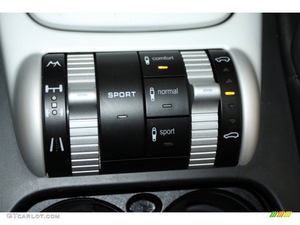 2008 Porsche Cayenne Turbo Controls Photo #78025506