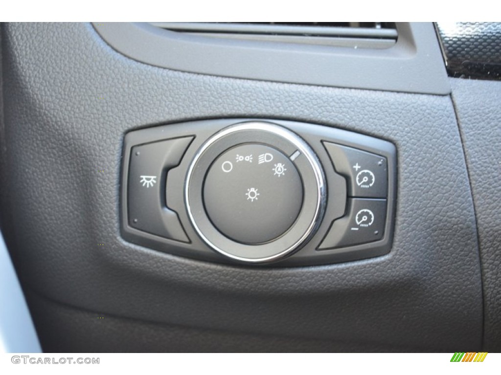 2013 Ford Edge SE Controls Photo #78025884