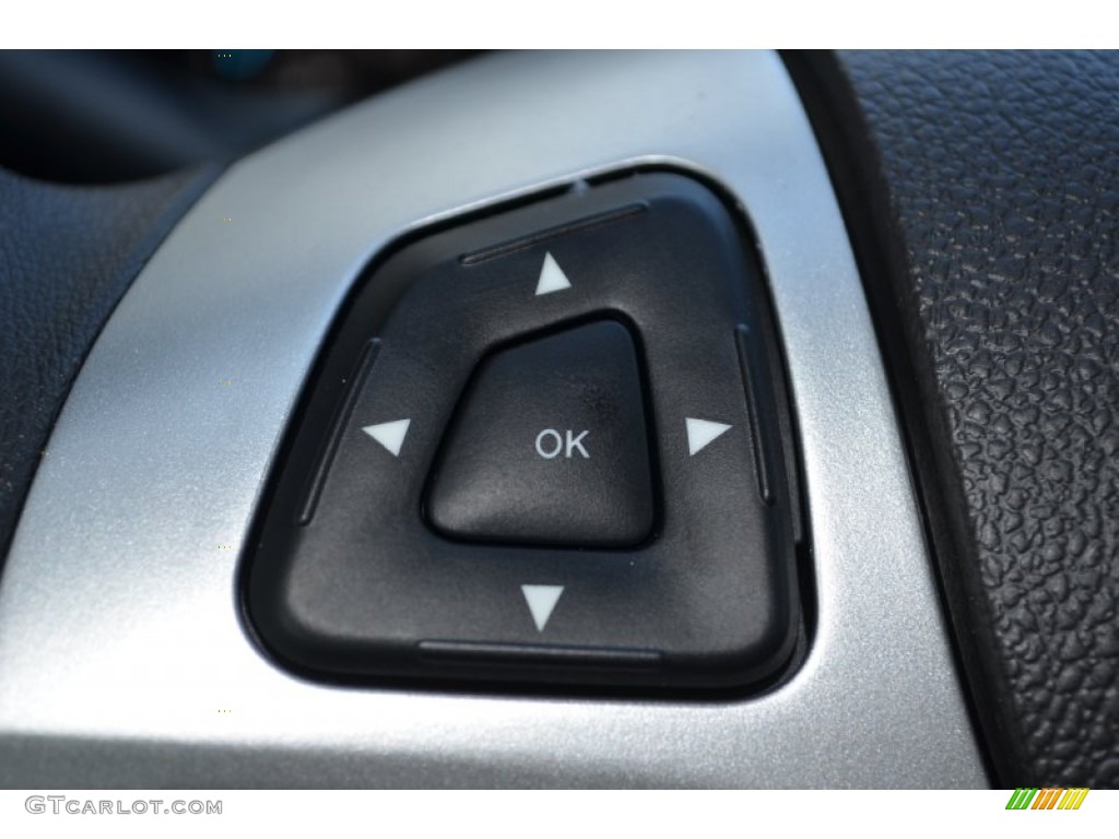2013 Ford Edge SE Controls Photo #78025897