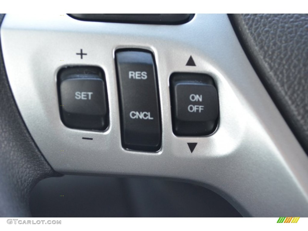 2013 Ford Edge SE Controls Photo #78025929