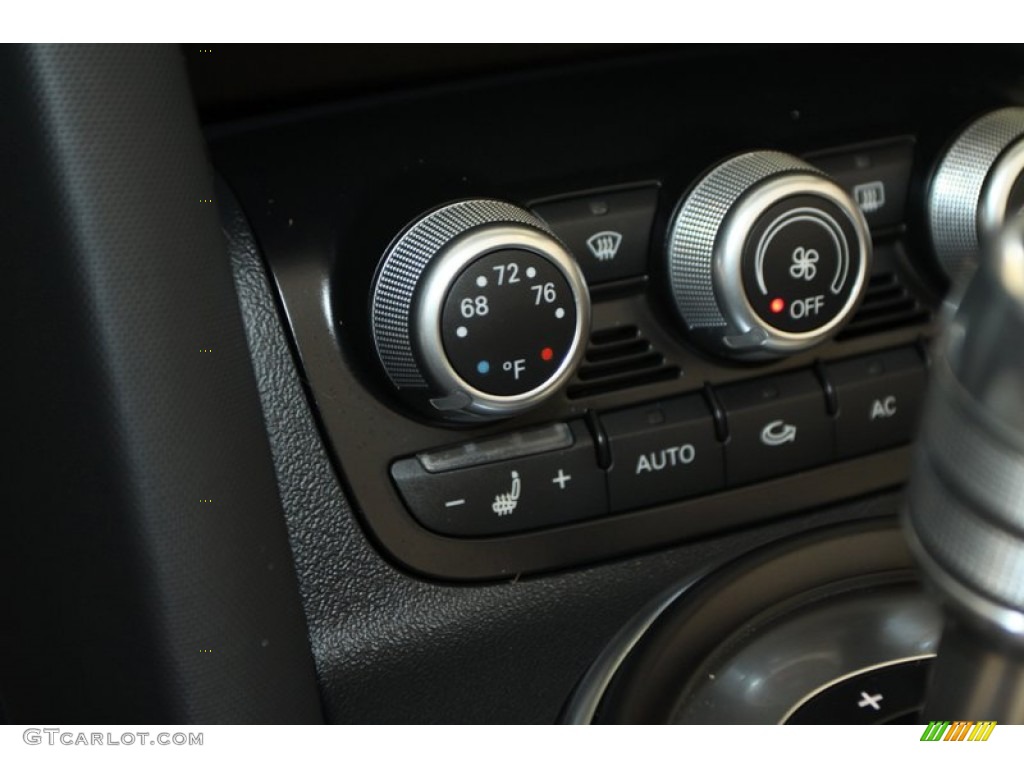 2011 Audi R8 Spyder 4.2 FSI quattro Controls Photo #78026249