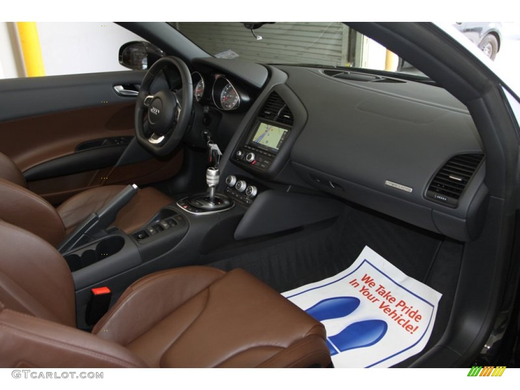 2011 Audi R8 Spyder 4.2 FSI quattro Nougat Brown Nappa Leather Dashboard Photo #78026393