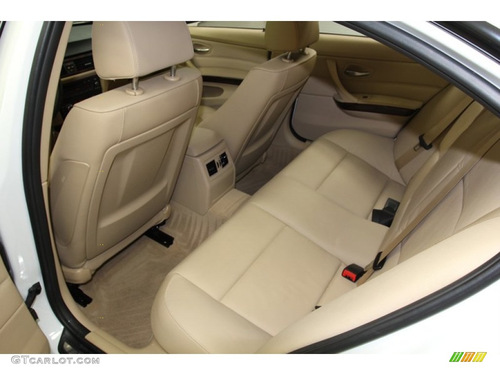 2011 BMW 3 Series 335i Sedan Rear Seat Photo #78026673