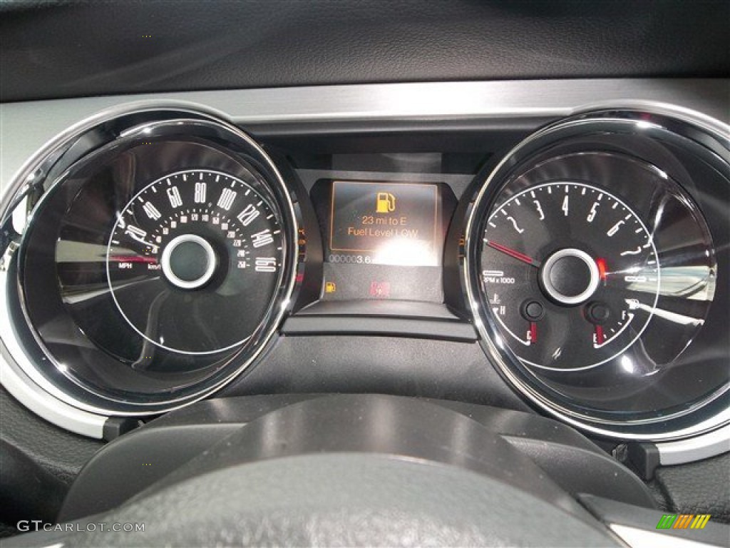 2014 Ford Mustang GT Premium Coupe Gauges Photo #78027078