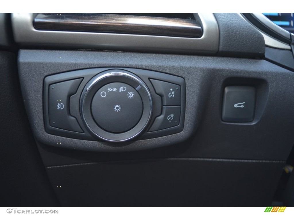 2013 Ford Fusion Hybrid SE Controls Photo #78028347