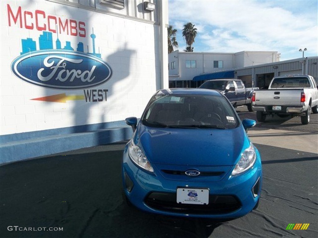 Blue Candy Ford Fiesta