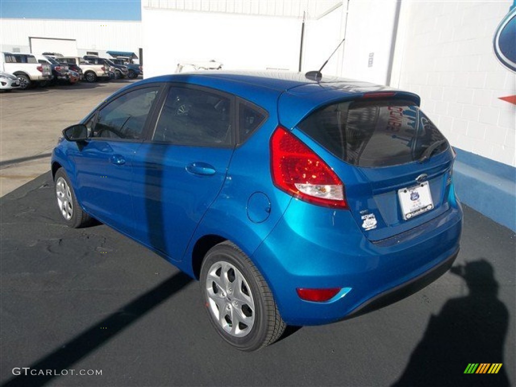 2013 Fiesta SE Hatchback - Blue Candy / Charcoal Black/Light Stone photo #4