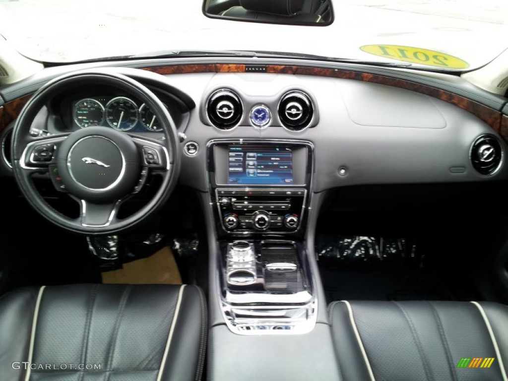 2011 Jaguar XJ XJL Supercharged Dashboard Photos