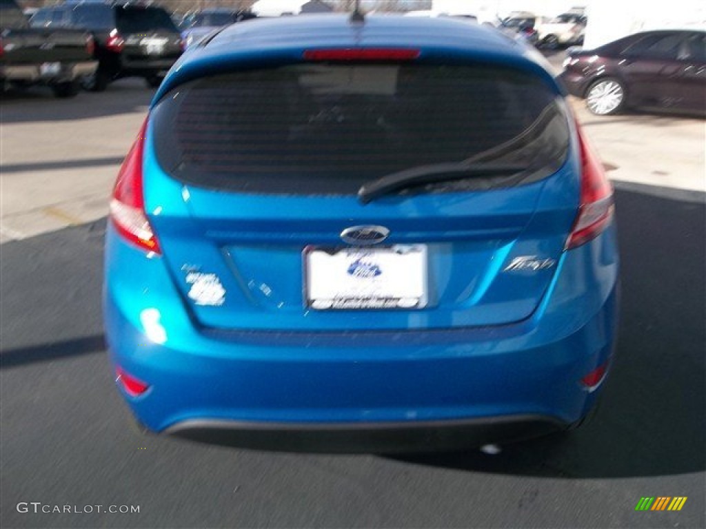 2013 Fiesta SE Hatchback - Blue Candy / Charcoal Black/Light Stone photo #5