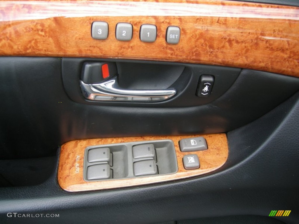 2003 Lexus LS 430 Sedan Controls Photo #78031497