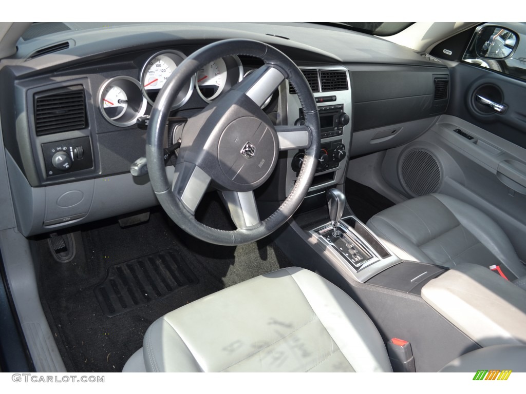Dark Slate Gray/Light Slate Gray Interior 2006 Dodge Magnum R/T Photo #78032334
