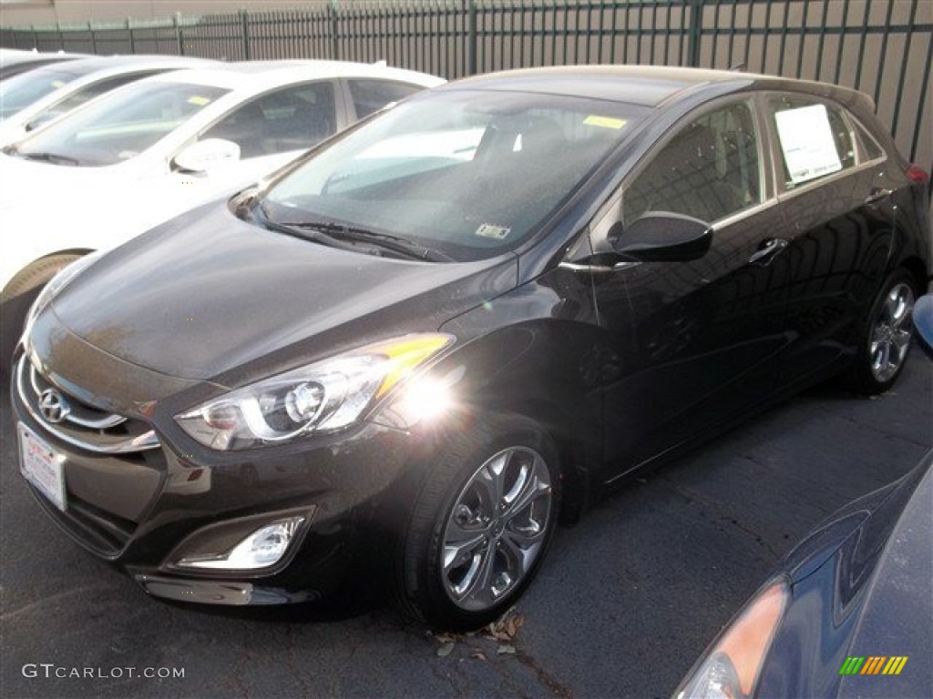 2013 Elantra GT - Black Noir Pearl / Black photo #2