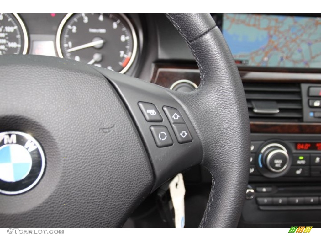 2011 BMW 3 Series 328i xDrive Sedan Controls Photo #78035939
