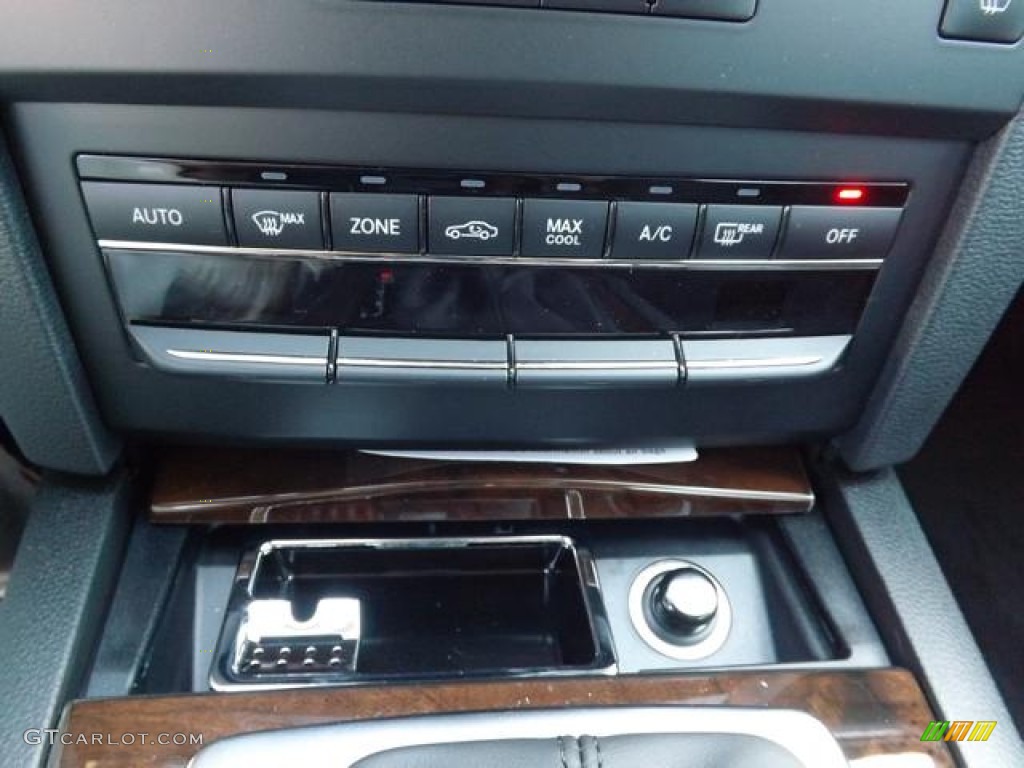 2013 Mercedes-Benz E 350 Coupe Controls Photo #78036102
