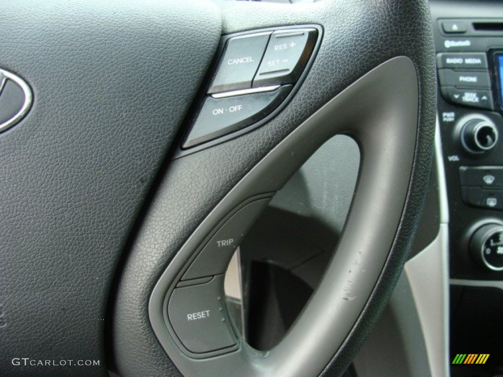 2012 Hyundai Sonata GLS Controls Photo #78036318