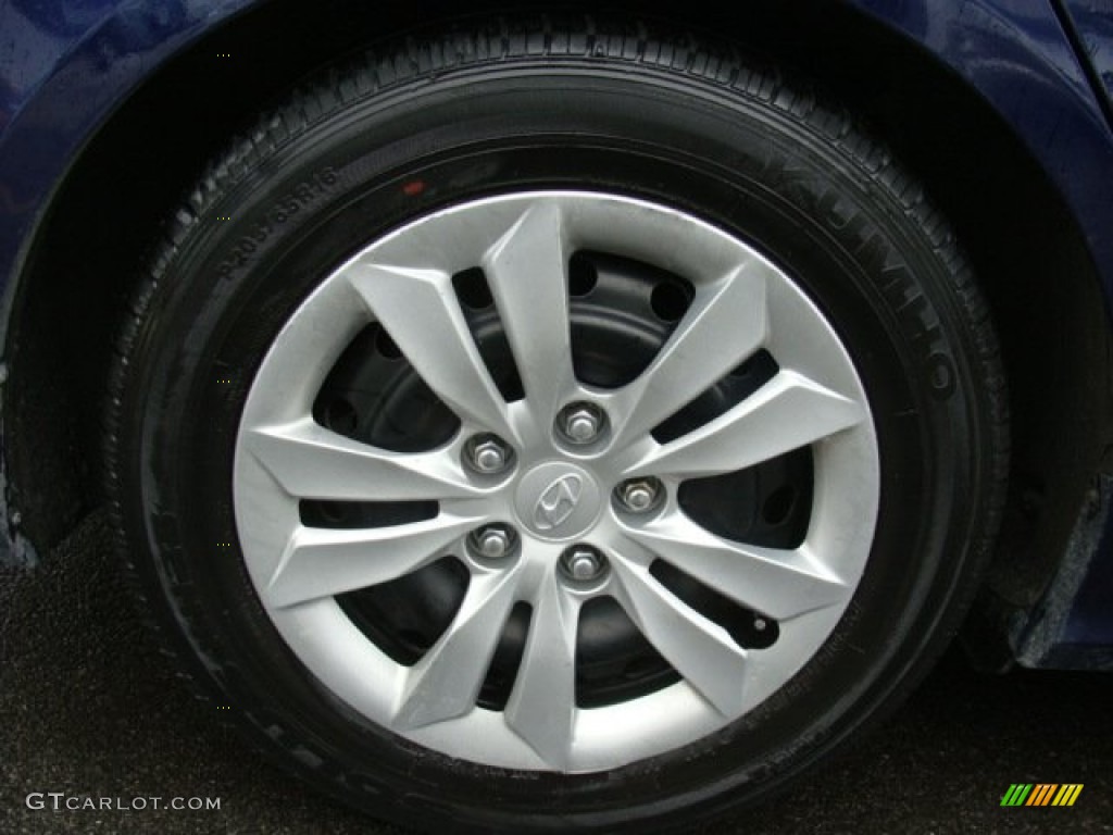 2012 Hyundai Sonata GLS Wheel Photos