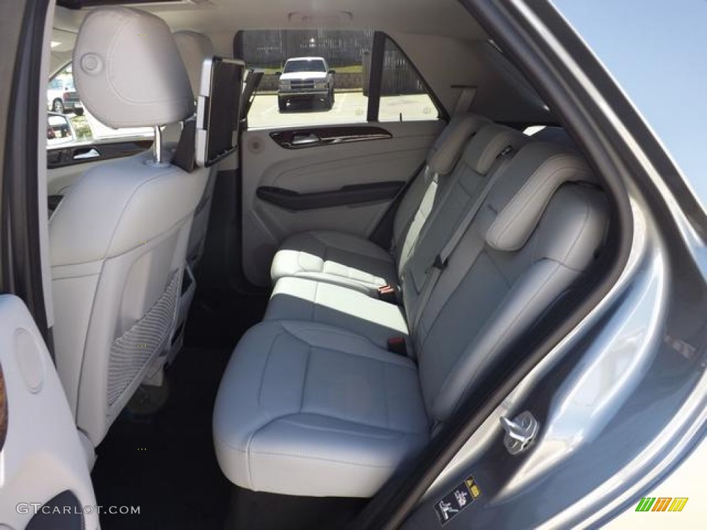 Grey Interior 2013 Mercedes-Benz ML 350 4Matic Photo #78037653