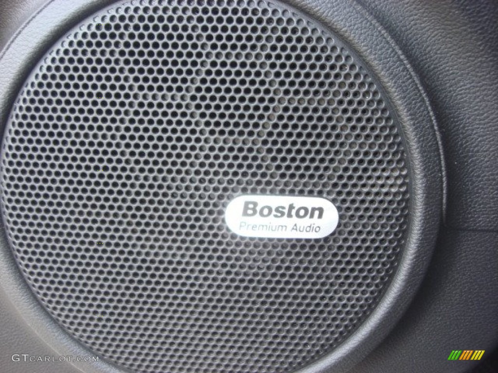 2013 Chevrolet Camaro LT/RS Coupe Audio System Photos