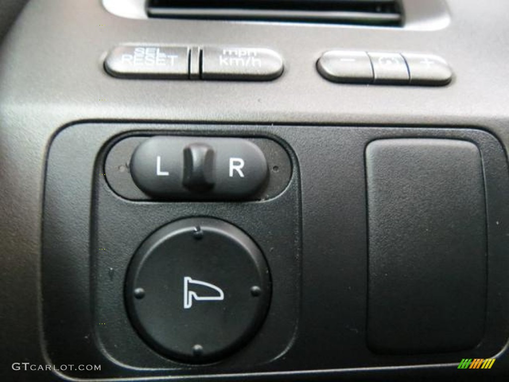 2010 Honda Civic LX Coupe Controls Photo #78040379