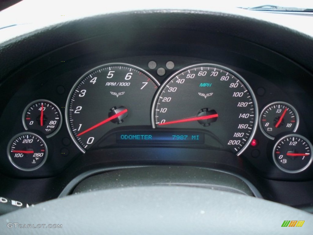 2006 Chevrolet Corvette Coupe Gauges Photo #78040836