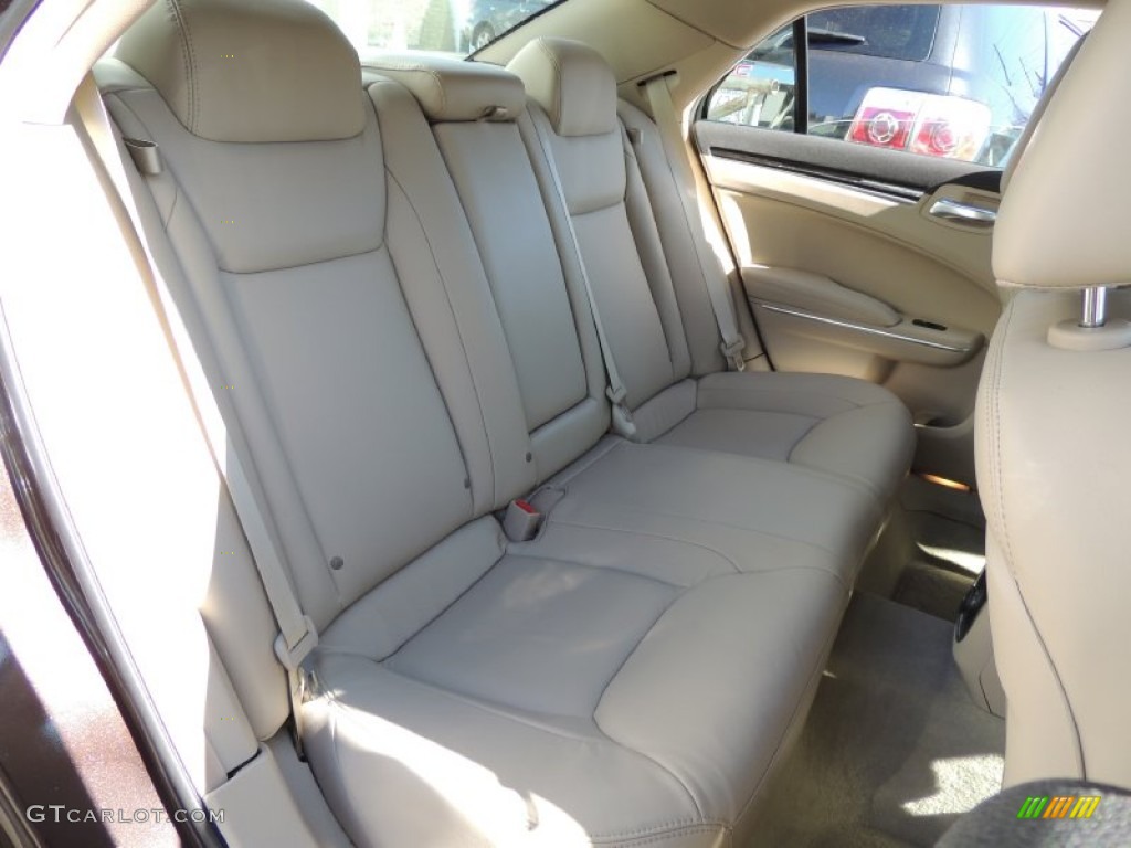 2012 300 Limited - Luxury Brown Pearl / Black/Light Frost Beige photo #25