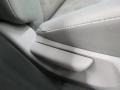 Super White - RAV4 I4 4WD Photo No. 24