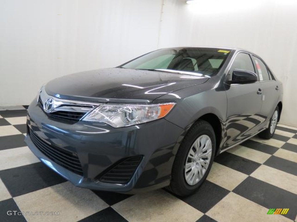 2013 Camry LE - Magnetic Gray Metallic / Ash photo #3
