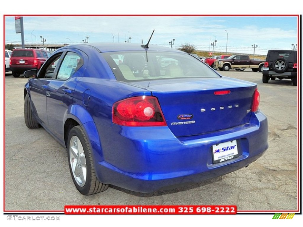 2013 Avenger SXT - Blue Streak Pearl / Black/Light Frost Beige photo #3